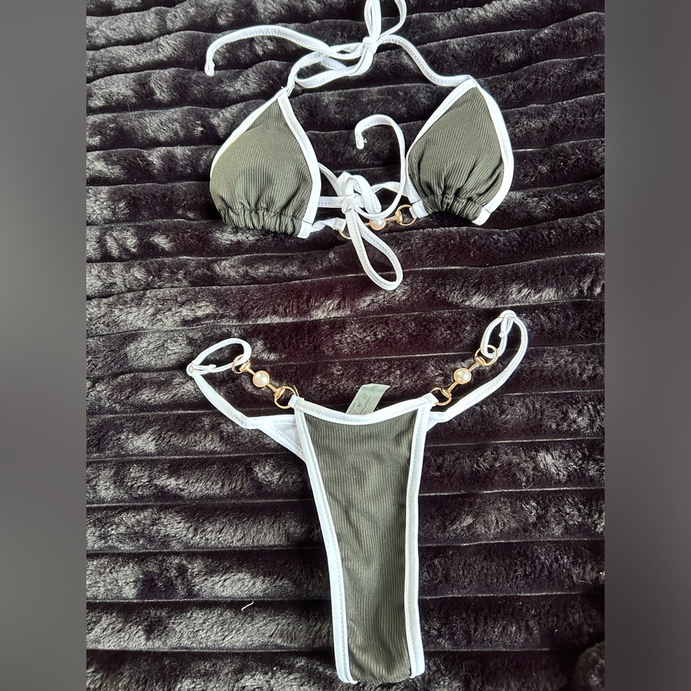 Swim suit thong